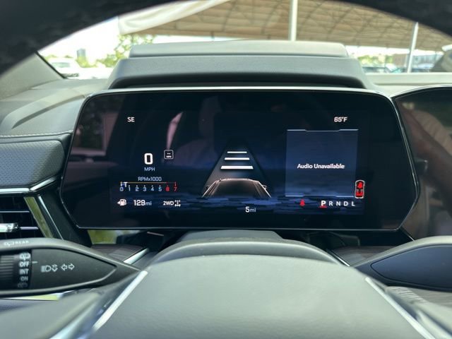 New 2025 Chevrolet Suburban Premier image 22