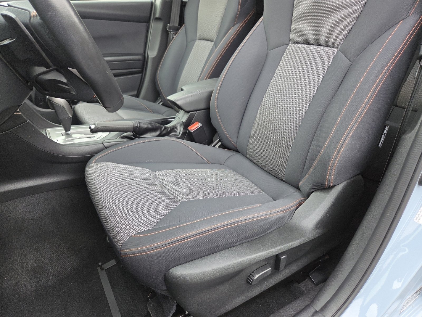 Used 2020 Subaru Crosstrek 2.0i Premium w/ Moonroof Package 2 AWD/4WD image 29