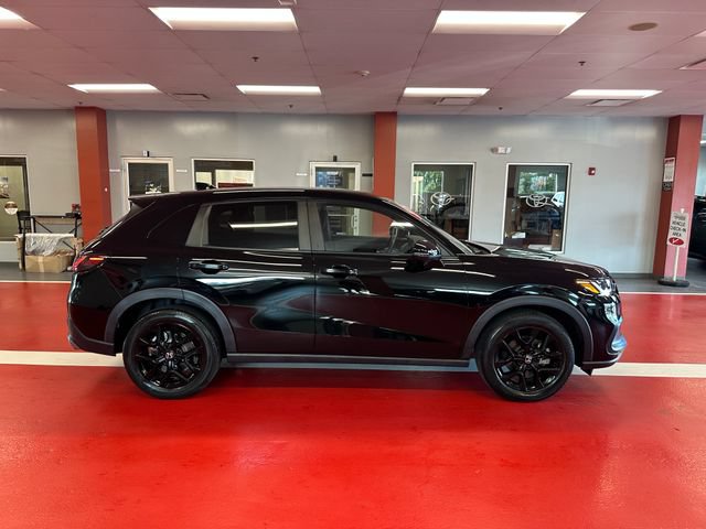 Used 2024 Honda HR-V Sport image 3