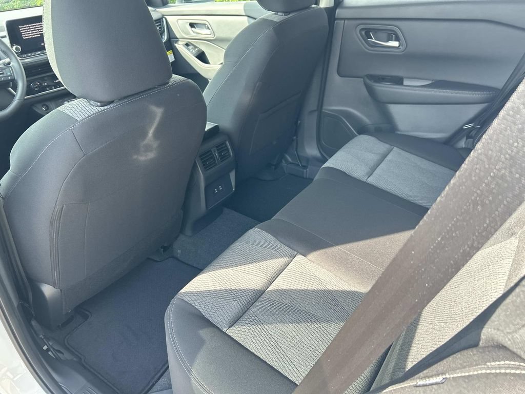 New 2026 Nissan Rogue SV AWD/4WD image 17