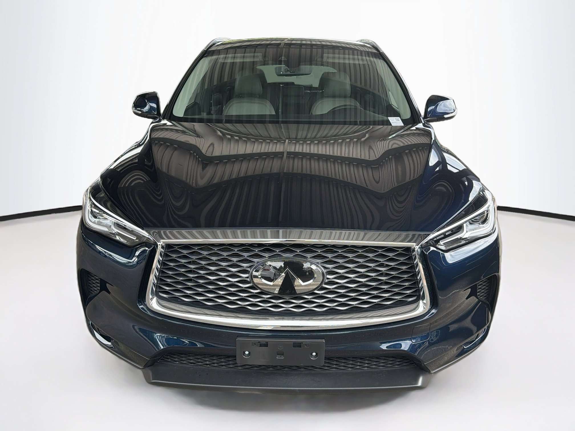Used 2024 INFINITI QX50 Luxe AWD/4WD image 2