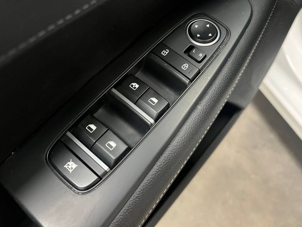 Used 2019 Kia Forte S w/ S Premium Package FWD image 12