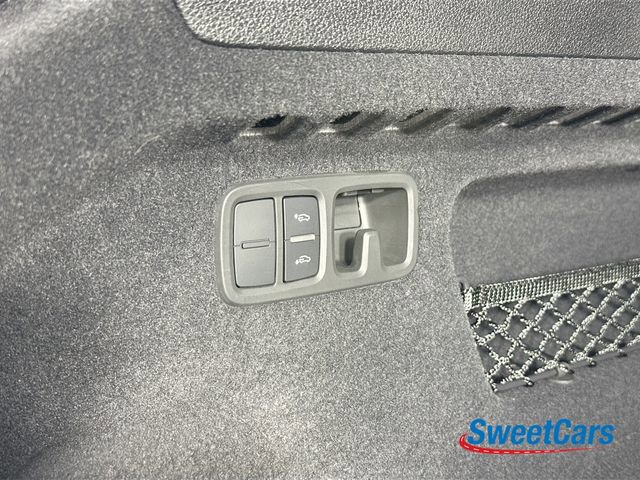 Used 2024 Audi RS Q8 AWD/4WD image 49