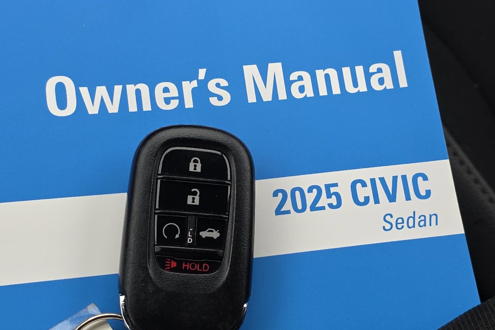 Used 2025 Honda Civic Sport image 25