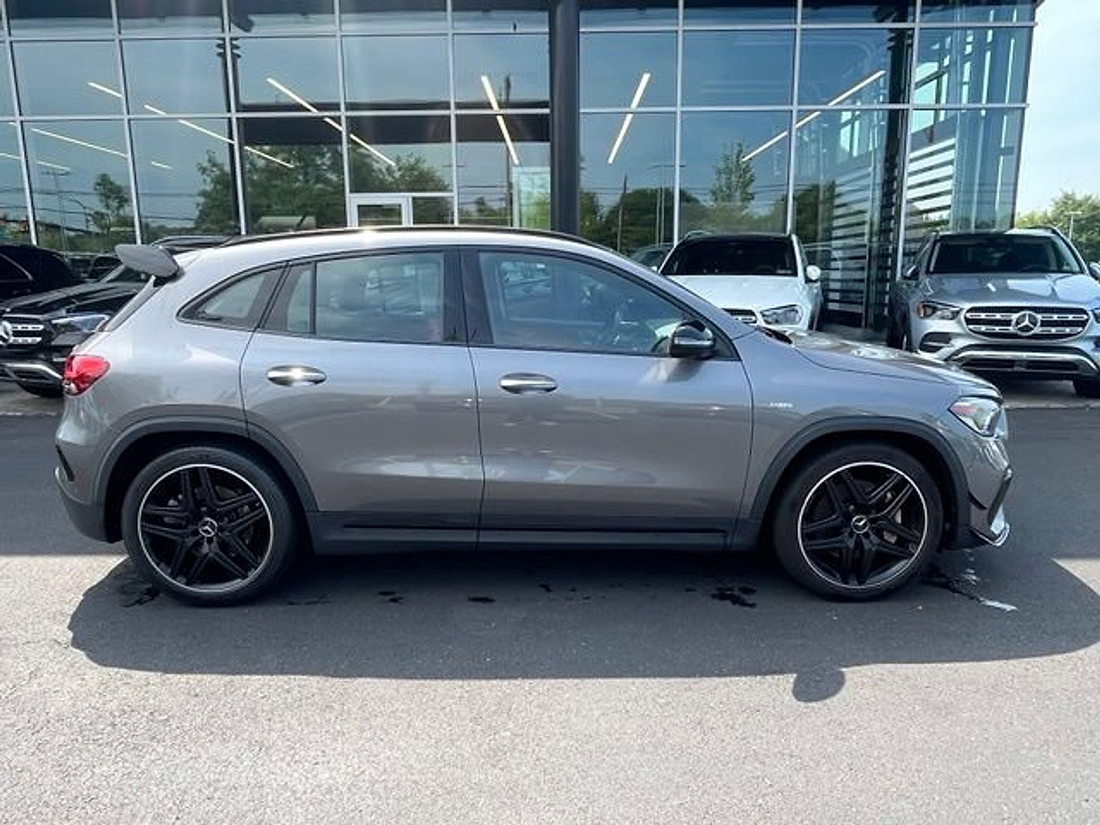 Certified 2022 Mercedes-Benz GLA 35 AMG 4MATIC image 11