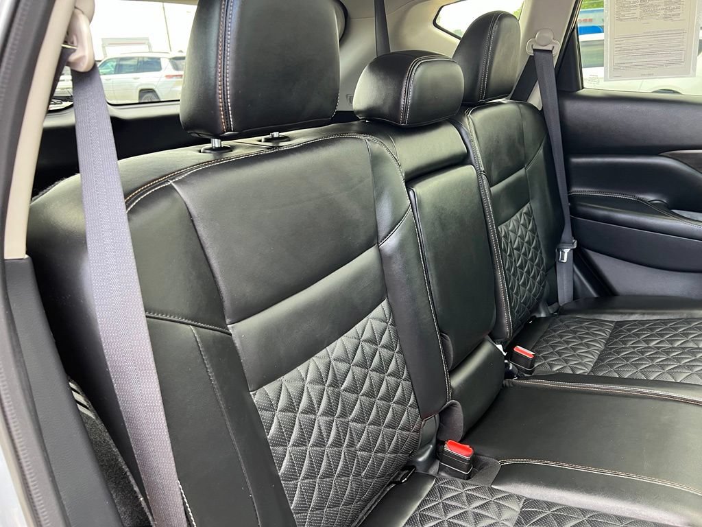 Used 2023 Nissan Murano Platinum w/ Cargo Package AWD/4WD image 21