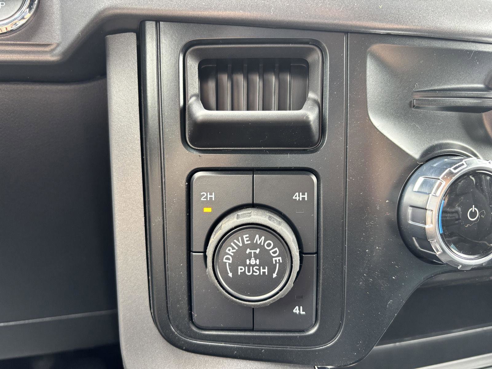 New 2025 Ford F150 XLT w/ Equipment Group 302A MID image 23