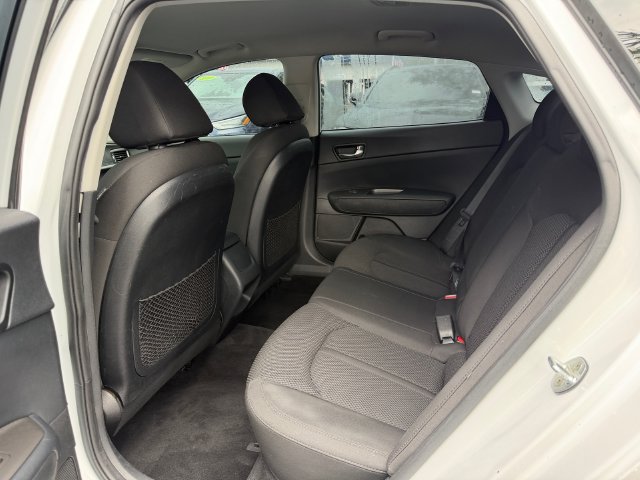 Used 2019 Kia Optima LX FWD image 12