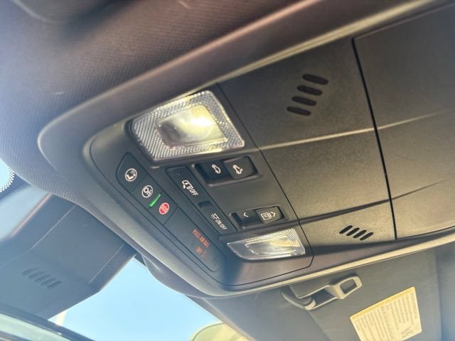 Used 2022 Chevrolet Equinox RS w/ RS Leather Package AWD/4WD image 28
