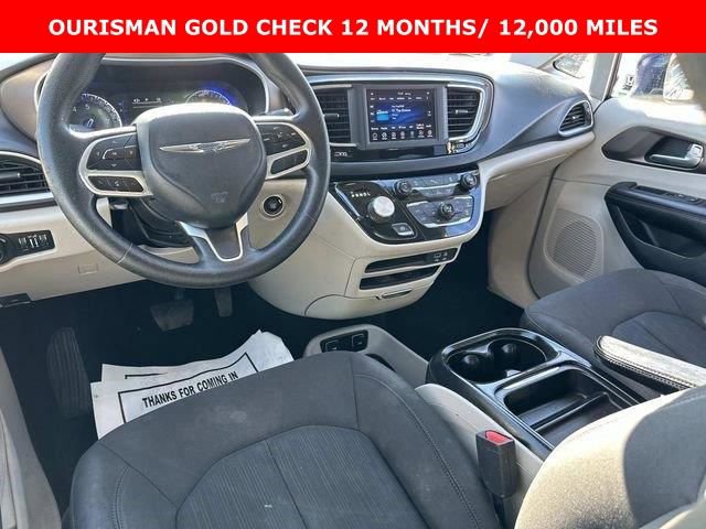 Used 2019 Chrysler Pacifica Touring Plus image 14