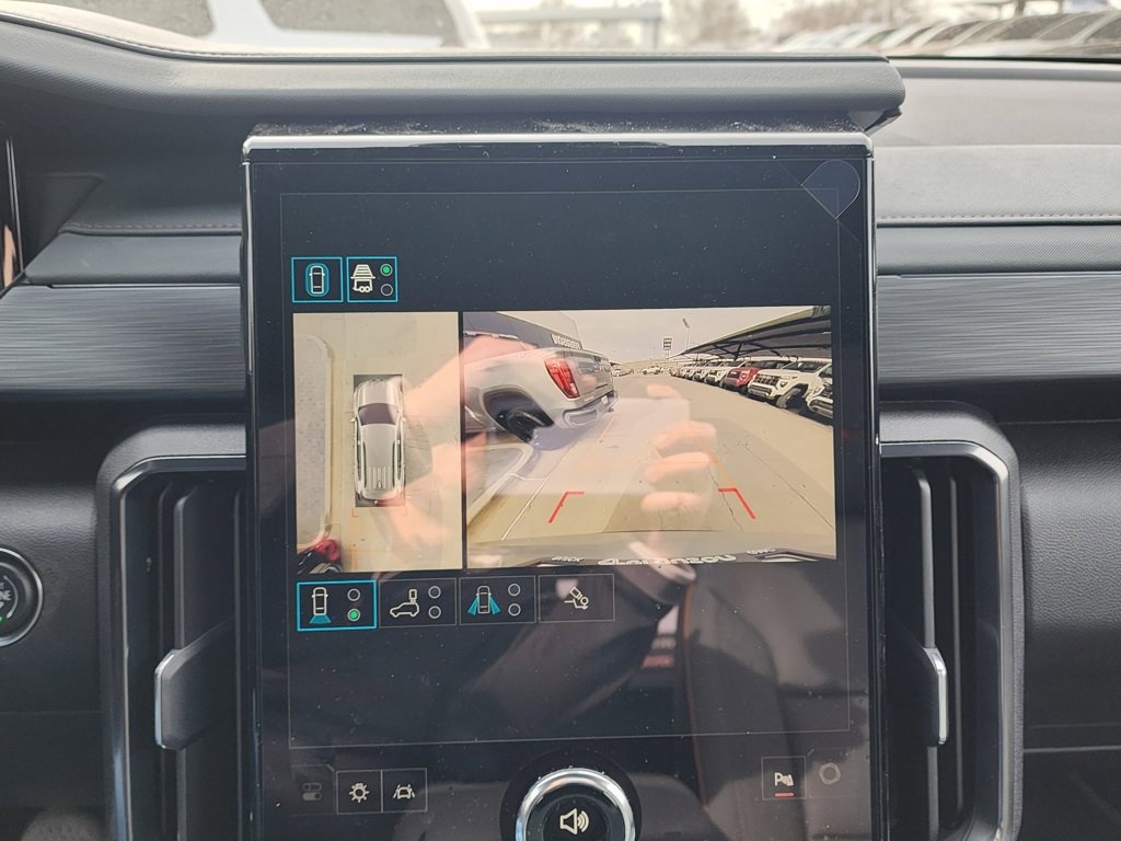 New 2026 GMC Acadia AT4 image 31