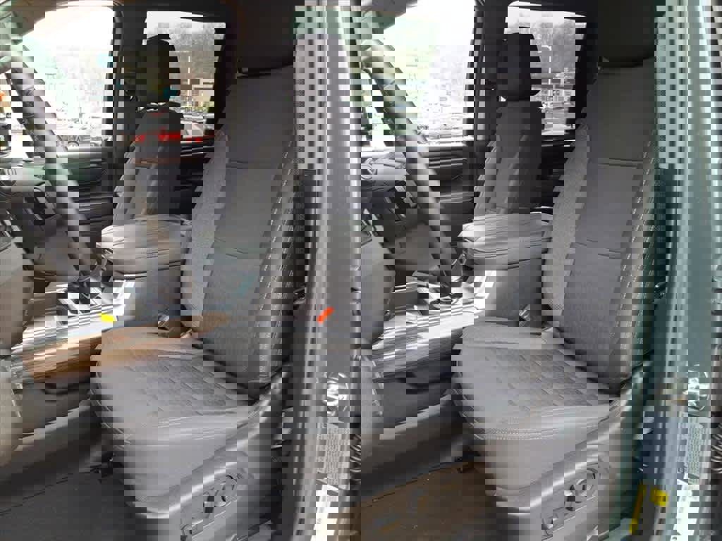 Certified 2025 Chevrolet Silverado 2500 LT w/ All Star Edition image 9