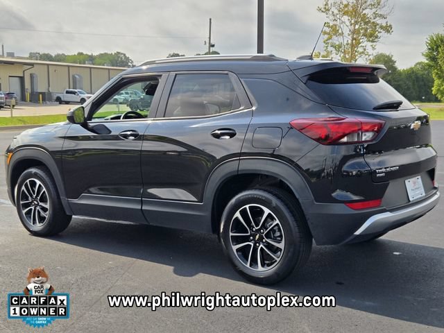 Used 2025 Chevrolet TrailBlazer LT AWD/4WD image 5