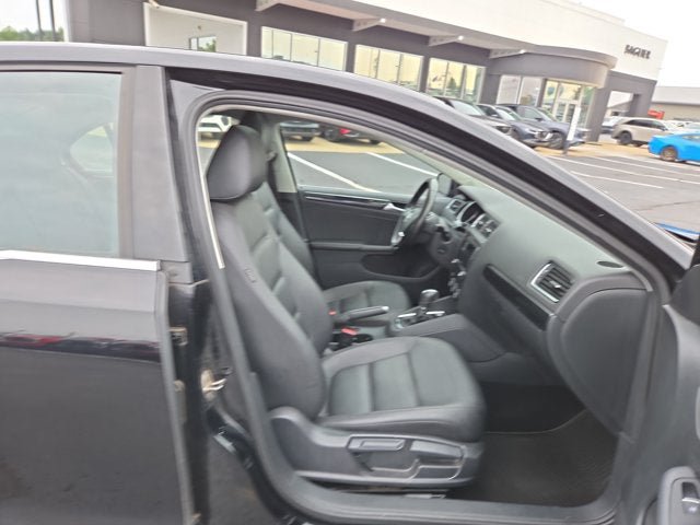 Used 2017 Volkswagen Jetta SEL FWD image 15