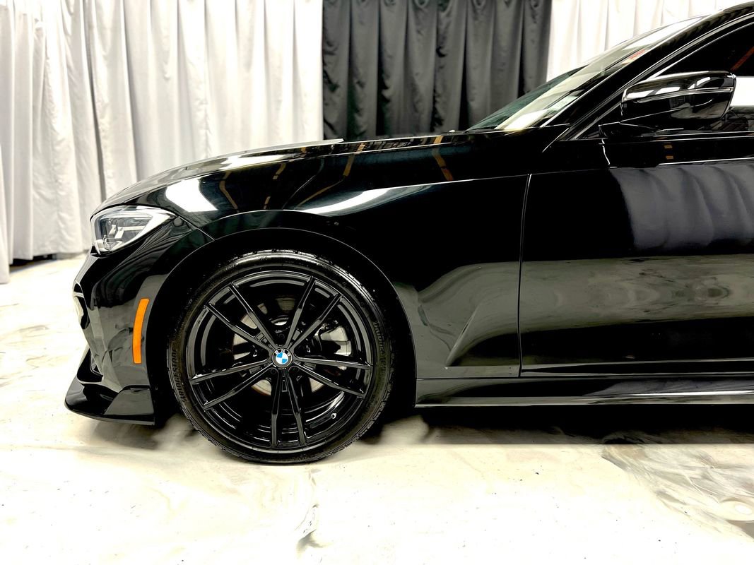 Used 2022 BMW 330i xDrive Sedan w/ M Sport Package image 10