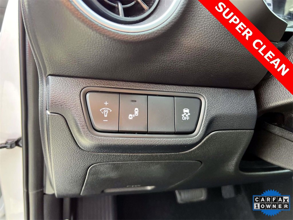 Used 2023 Kia Forte LXS w/ LXS Technology Package image 16