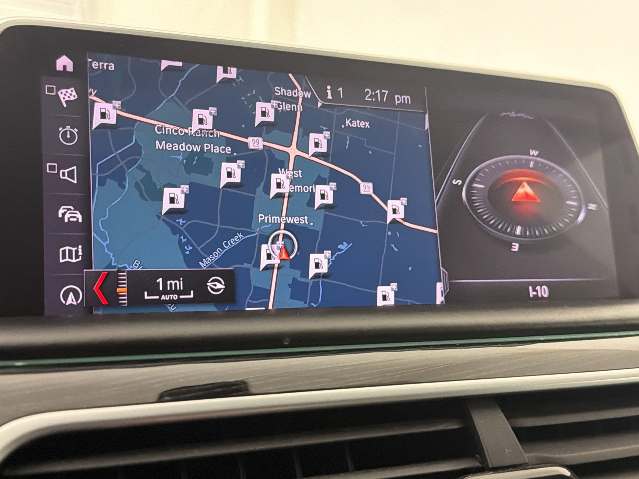 Used 2019 BMW 750i w/ Executive Package RWD image 22