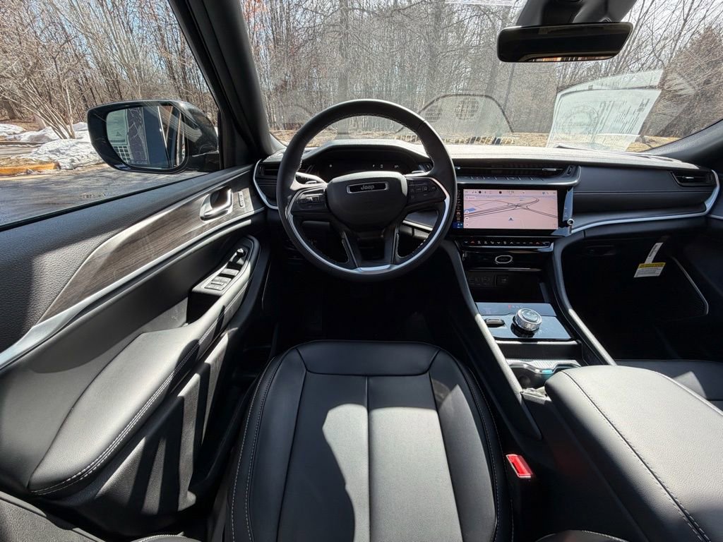 New 2026 Jeep Grand Cherokee Limited image 12