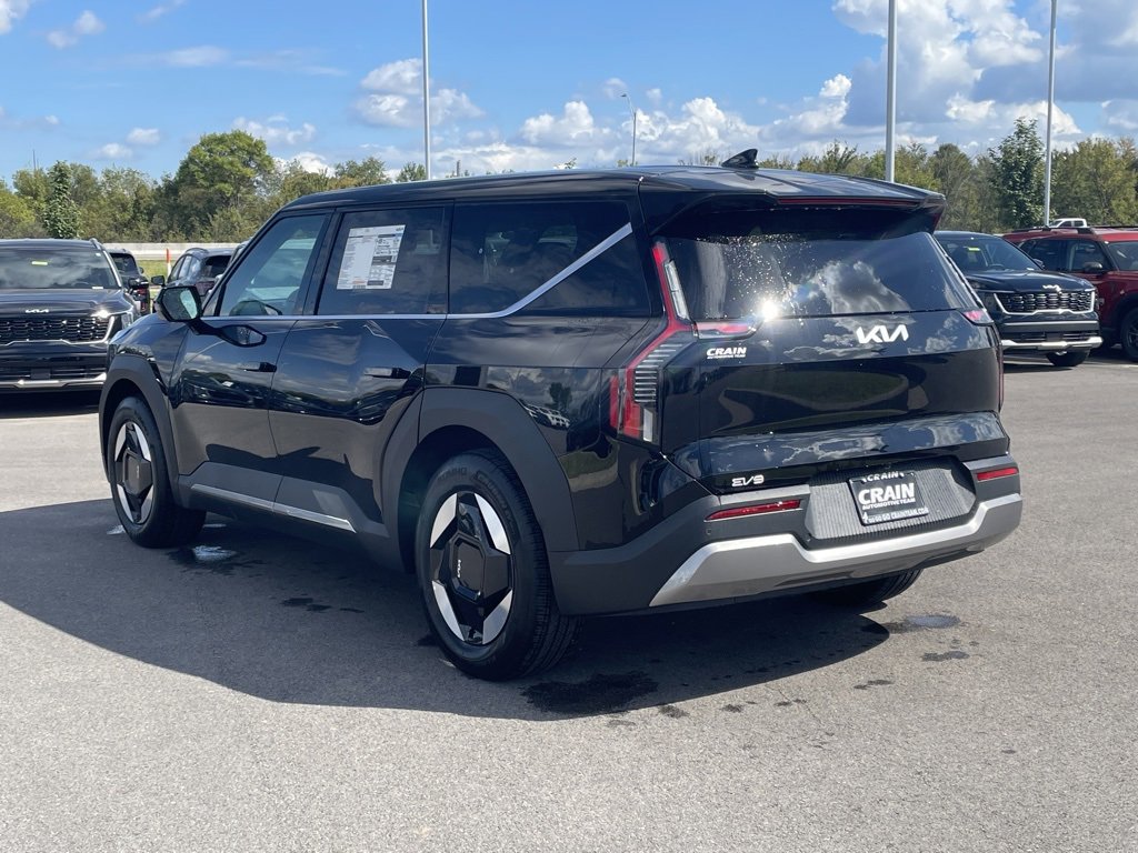 New 2026 Kia EV9 Light image 5