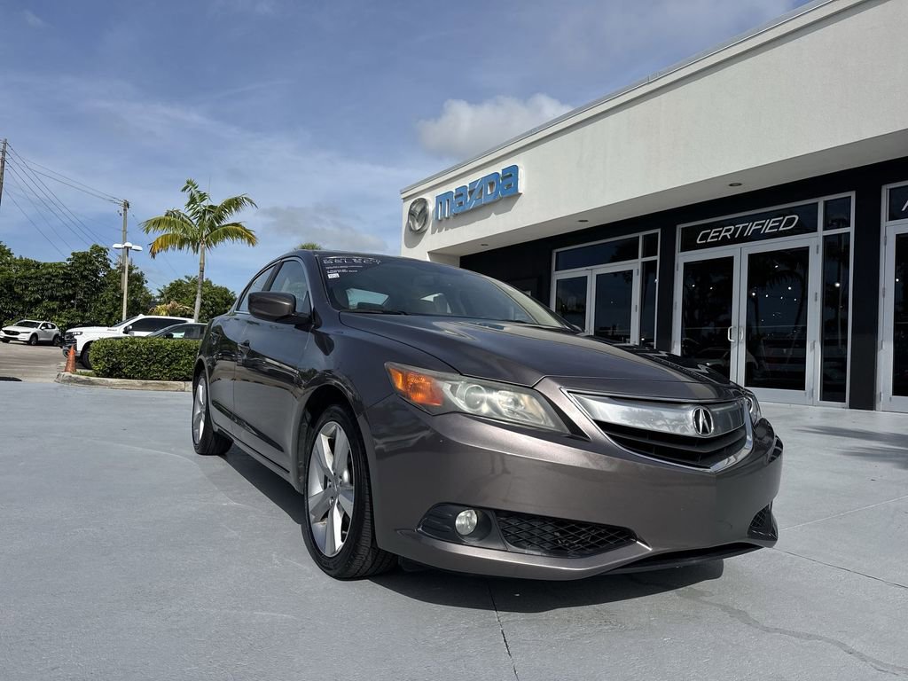 Used 2015 Acura ILX w/ Technology Package FWD image 30