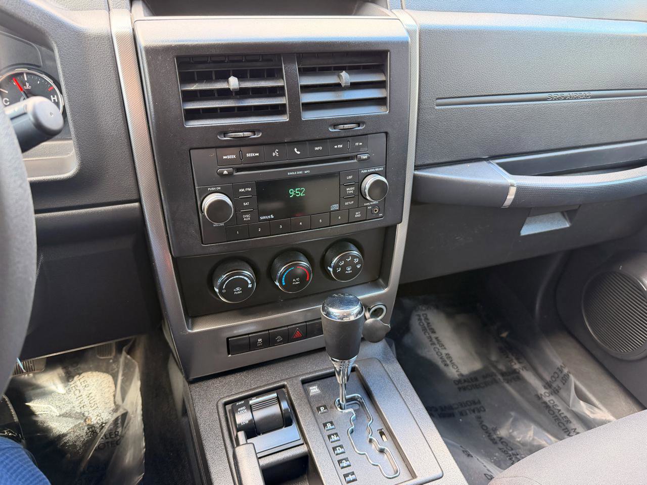 Used 2010 Jeep Liberty Sport w/ Popular Equipment Group image 22