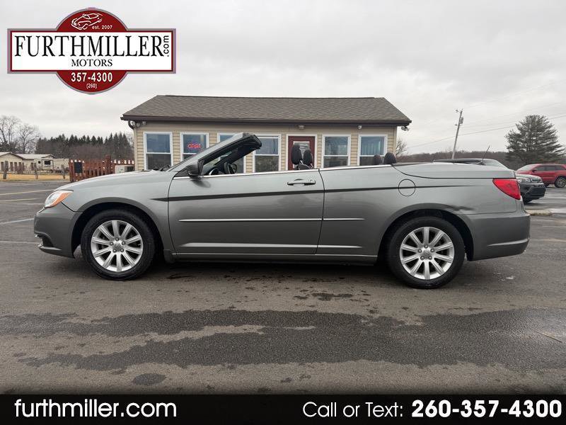 Used 2013 Chrysler 200 Touring video 1