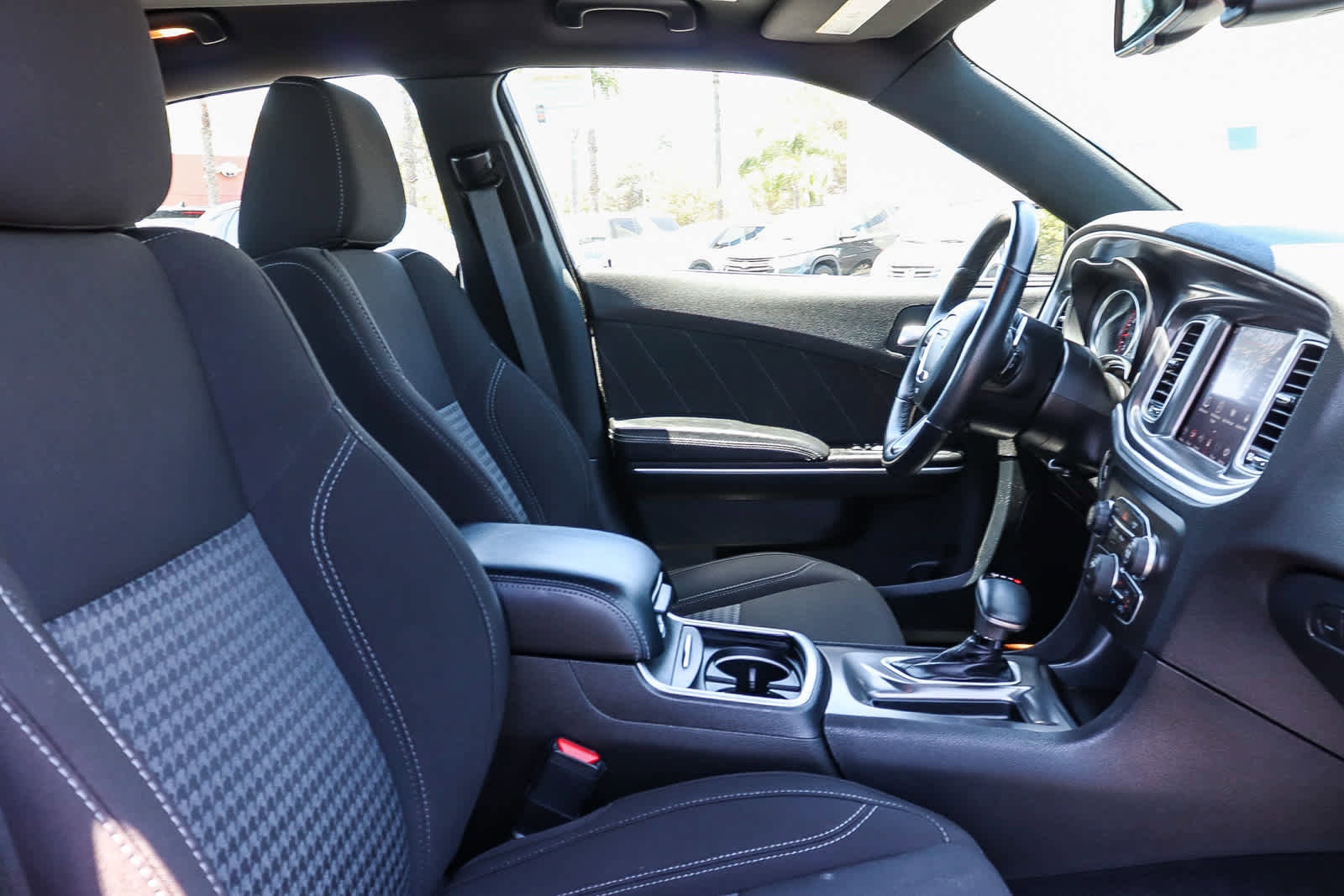 Used 2022 Dodge Charger SXT w/ Cold Weather Package AWD/4WD image 22