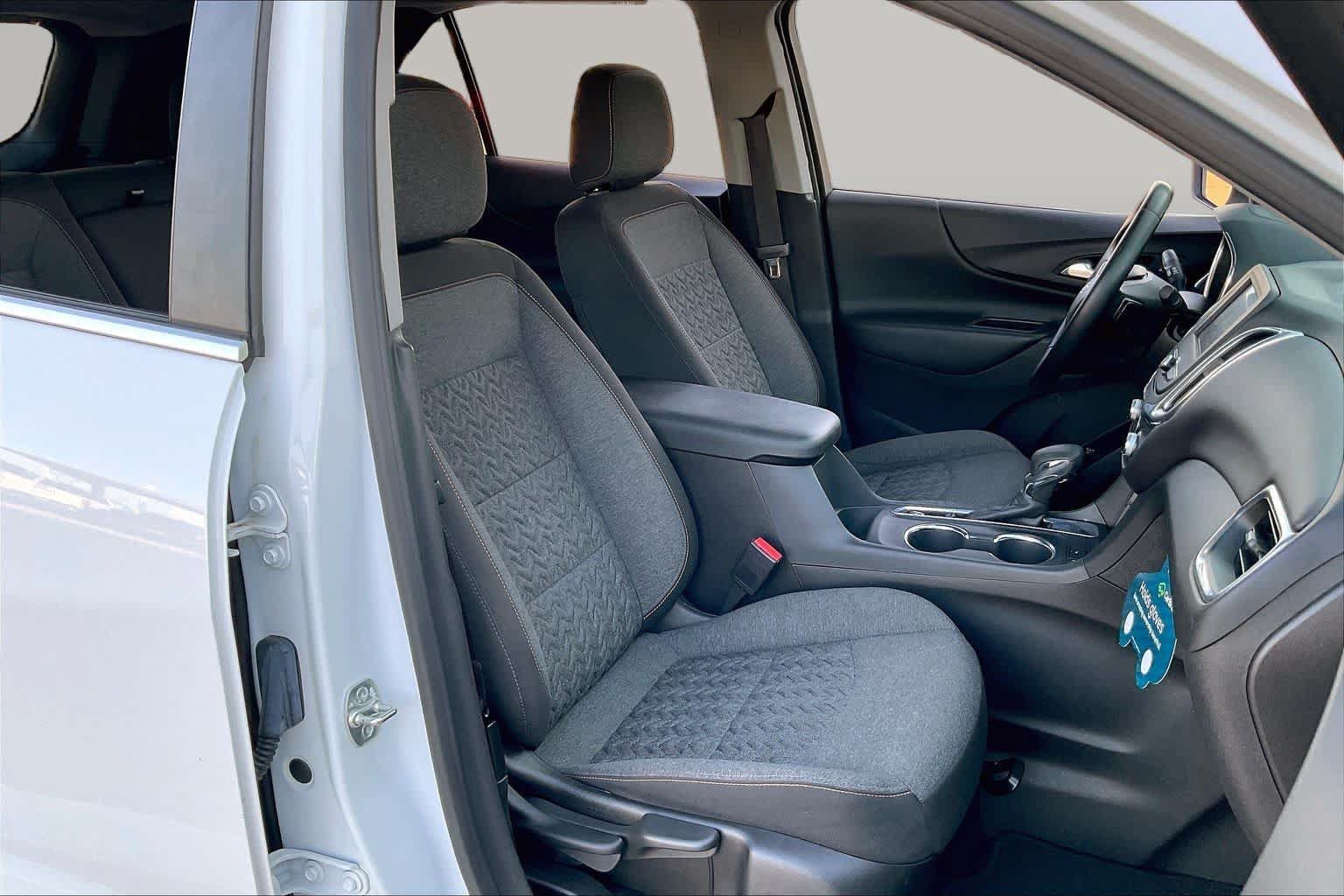 Used 2024 Chevrolet Equinox LT FWD image 10