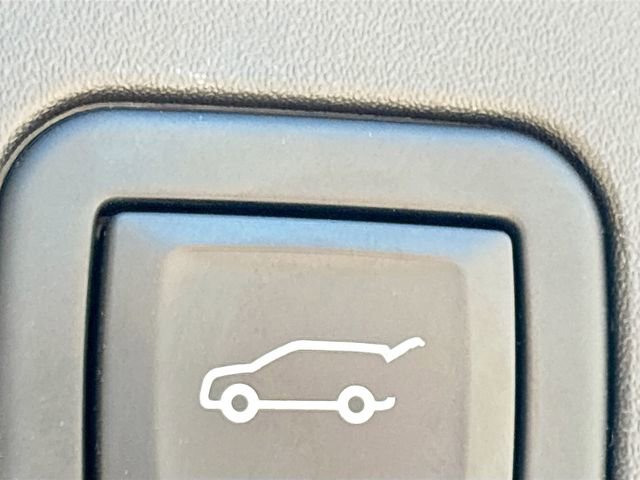 Used 2023 Buick Envision Avenir image 13