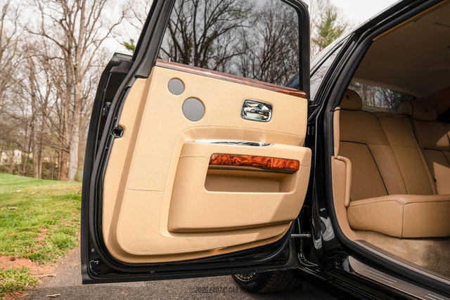 Used 2014 Rolls-Royce Ghost image 59