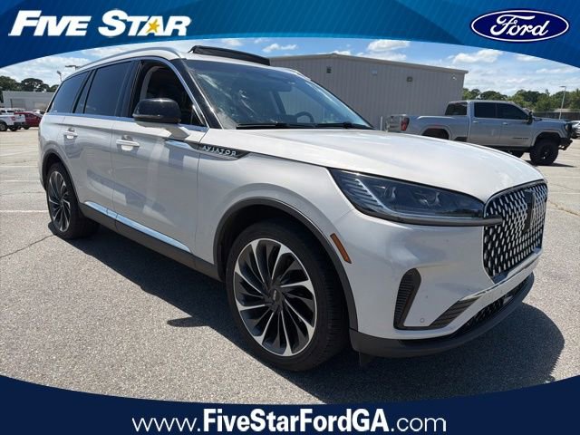 Used 2025 Lincoln Aviator Reserve w/ Equipment Group 201A AWD/4WD video 1