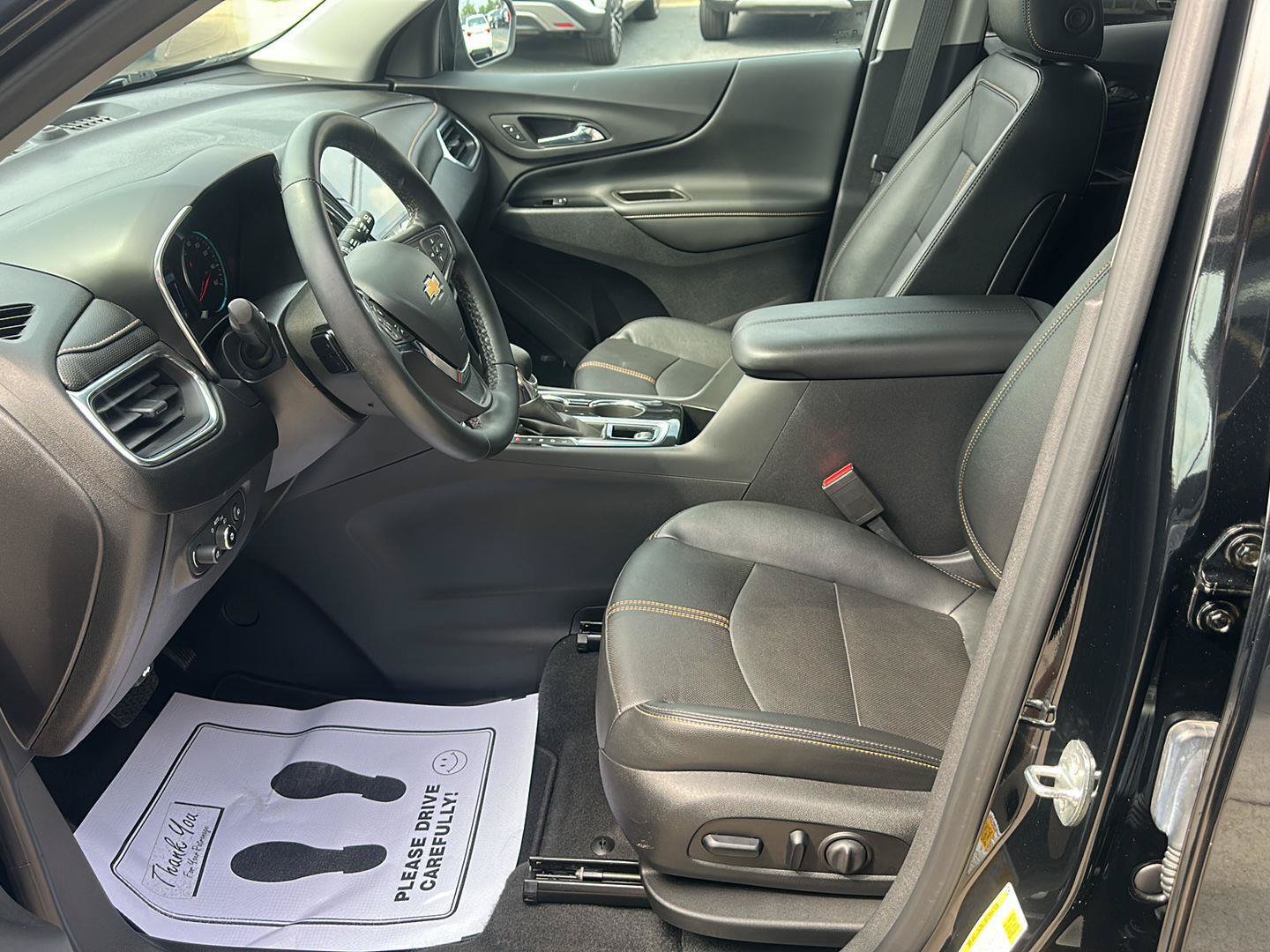 Used 2024 Chevrolet Equinox Premier FWD image 19