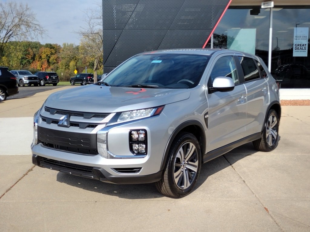New 2025 Mitsubishi Outlander Sport ES image 1