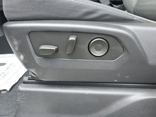 Used 2024 Chevrolet Silverado 2500 LT w/ Z71 Sport Edition image 6