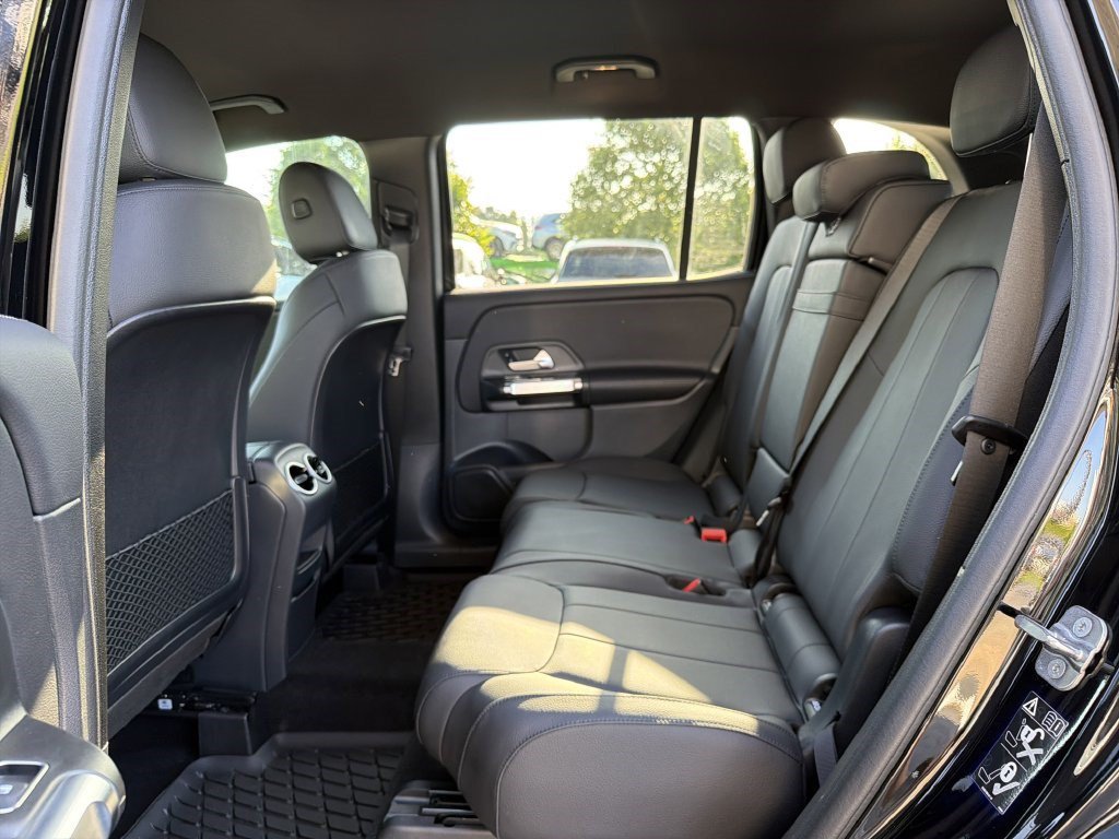 Certified 2025 Mercedes-Benz GLB 250 image 13