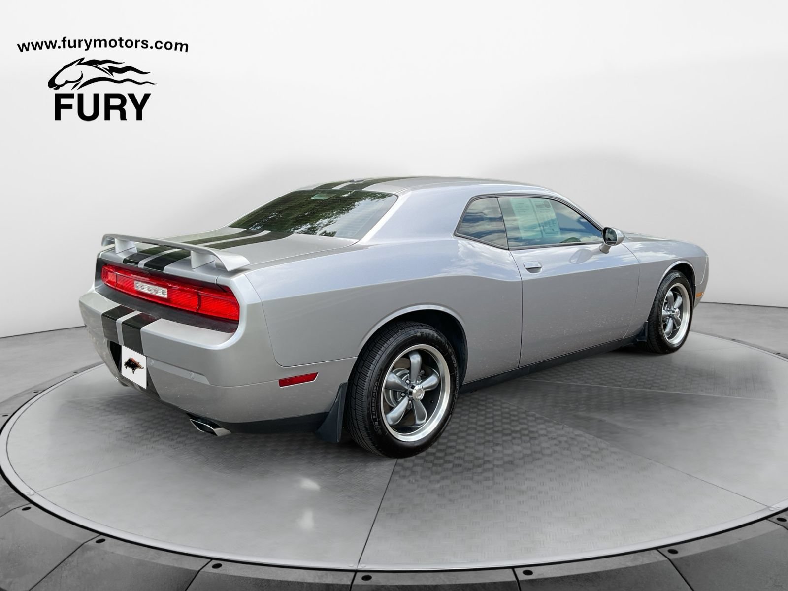 Used 2014 Dodge Challenger R/T Plus RWD image 4