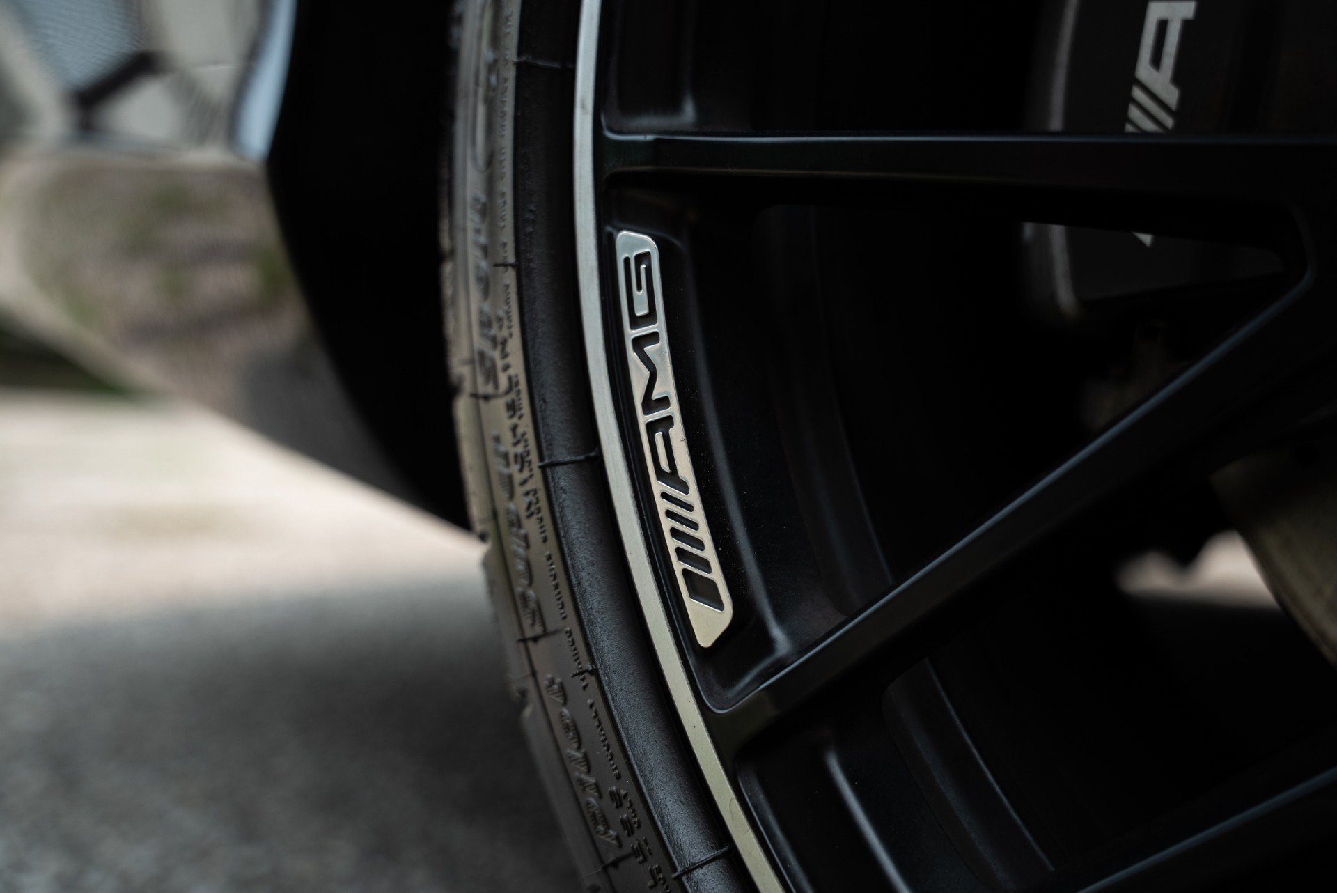 Used 2017 Mercedes-Benz SL 63 AMG image 30