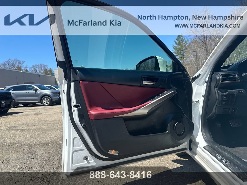 Used 2019 Lexus IS 300 F Sport w/ F Sport Package AWD/4WD image 13