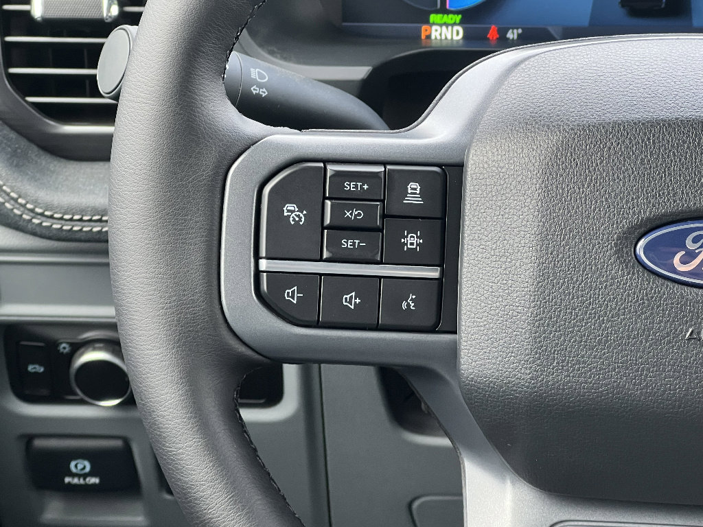 Used 2025 Ford F150 Lightning Flash image 25