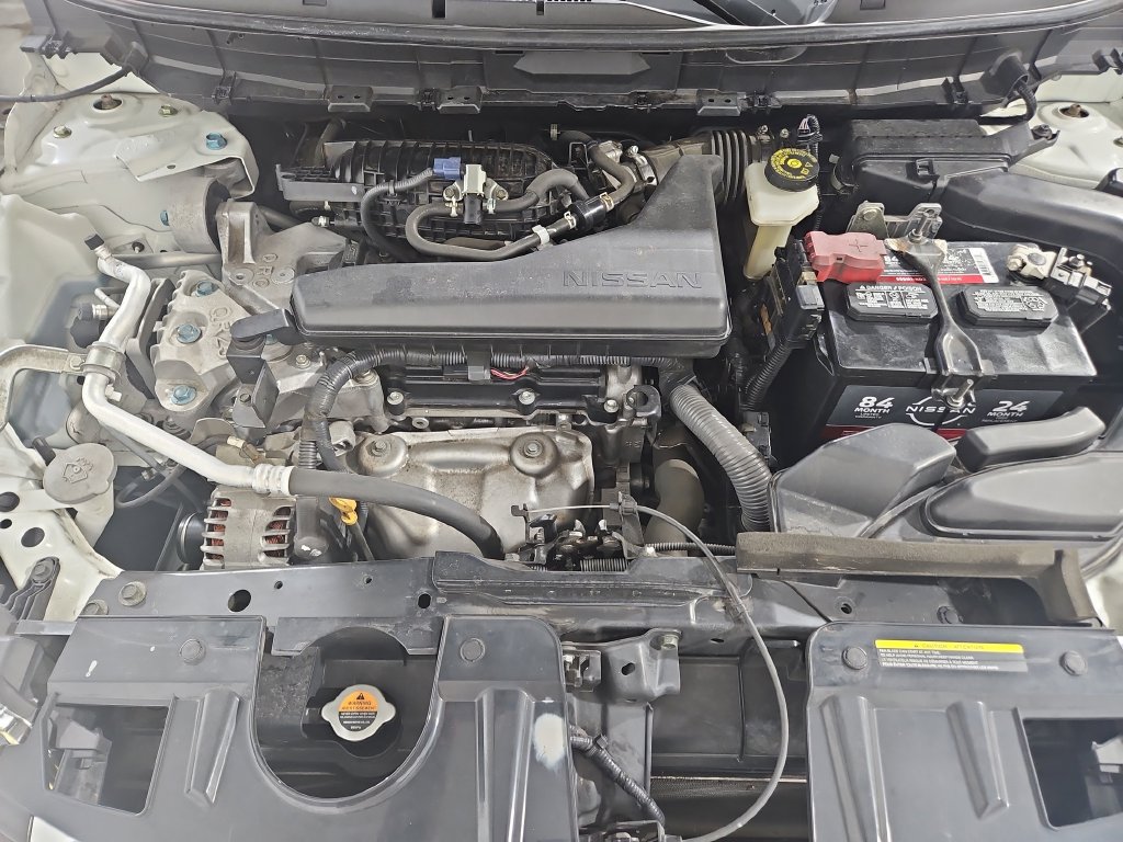 Used 2017 Nissan Rogue SV AWD/4WD image 21