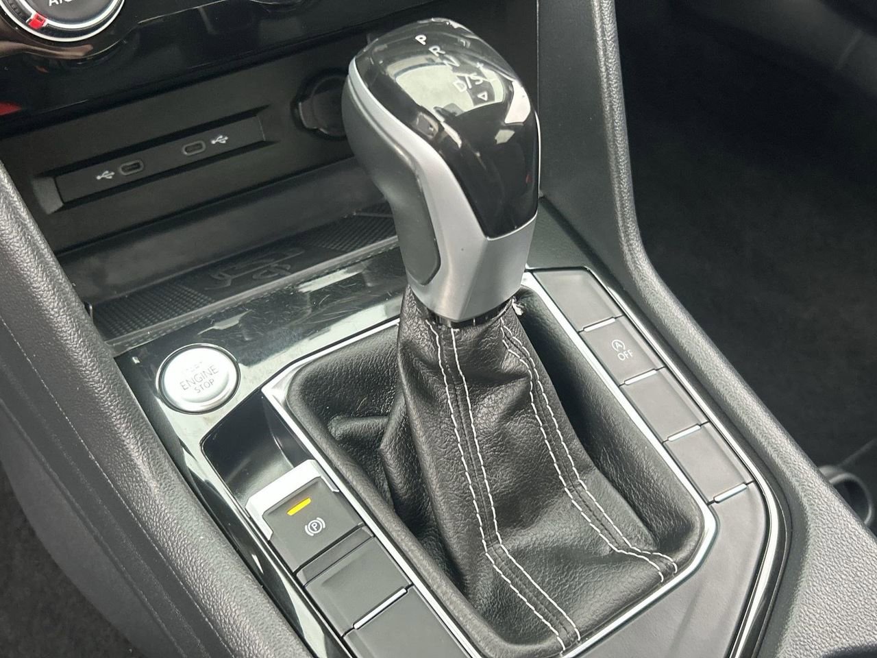 Used 2023 Volkswagen Taos SE image 25