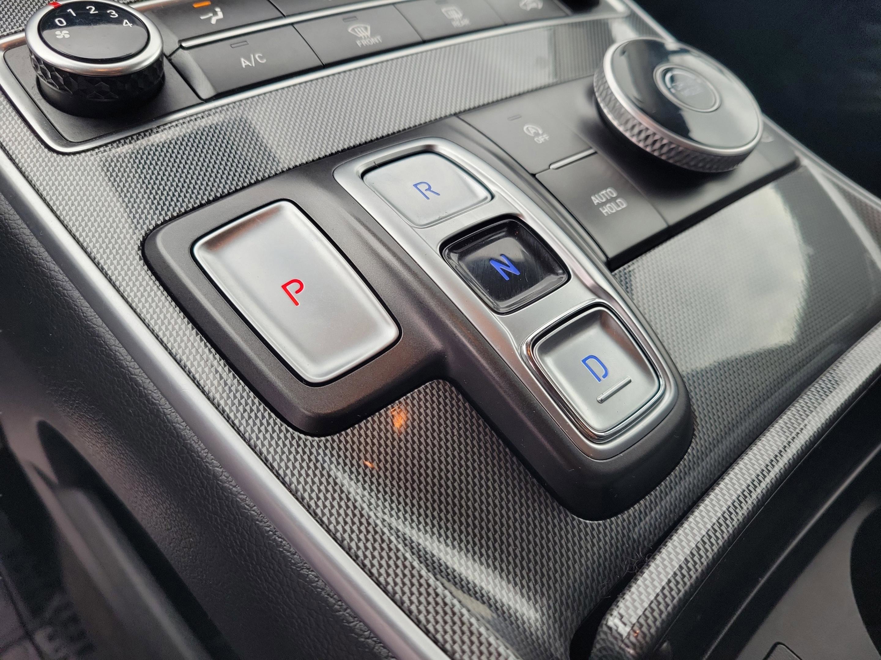 Certified 2023 Hyundai Santa Fe SE image 29