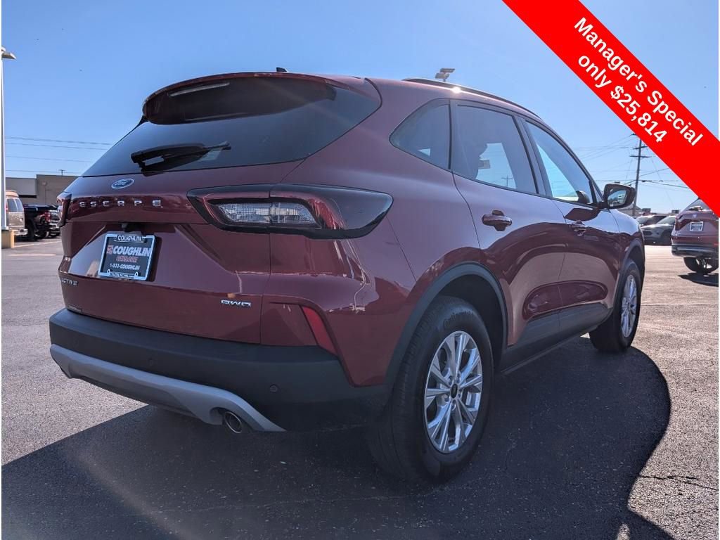 Used 2025 Ford Escape Active w/ Tech Pack #1 image 8