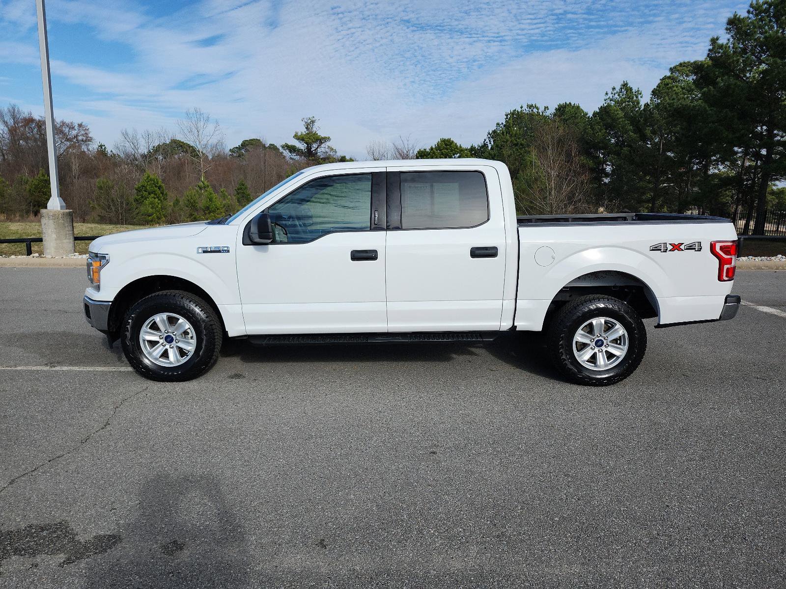 Used 2020 Ford F150 XLT image 2