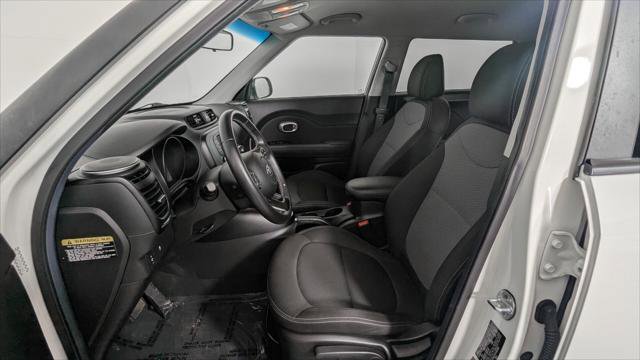 Used 2017 Kia Soul + w/ Designer's Package image 13