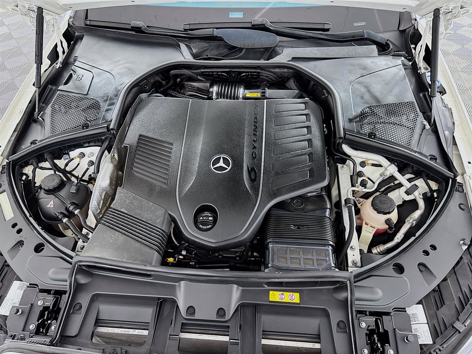 Used 2023 Mercedes-Benz S 500 4MATIC image 33