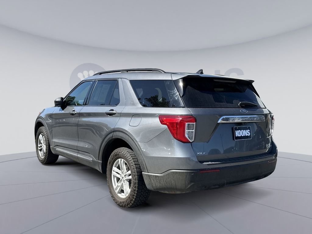 Used 2023 Ford Explorer XLT AWD/4WD image 4