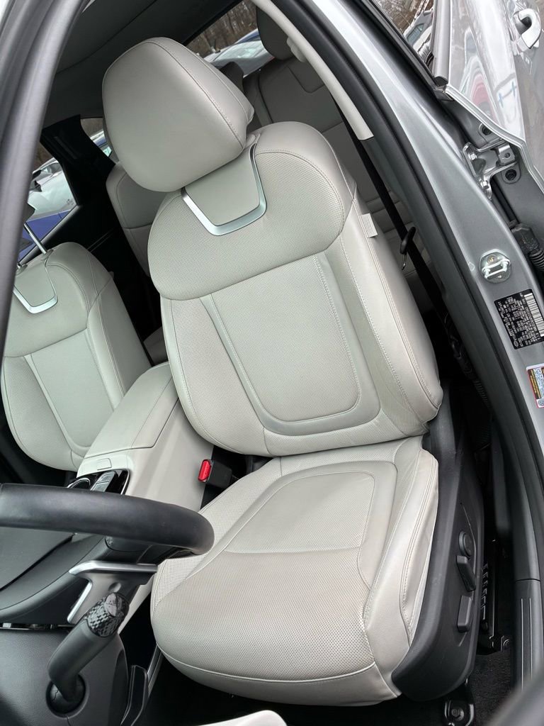 Used 2023 Hyundai Tucson Limited w/ Cargo Package image 20