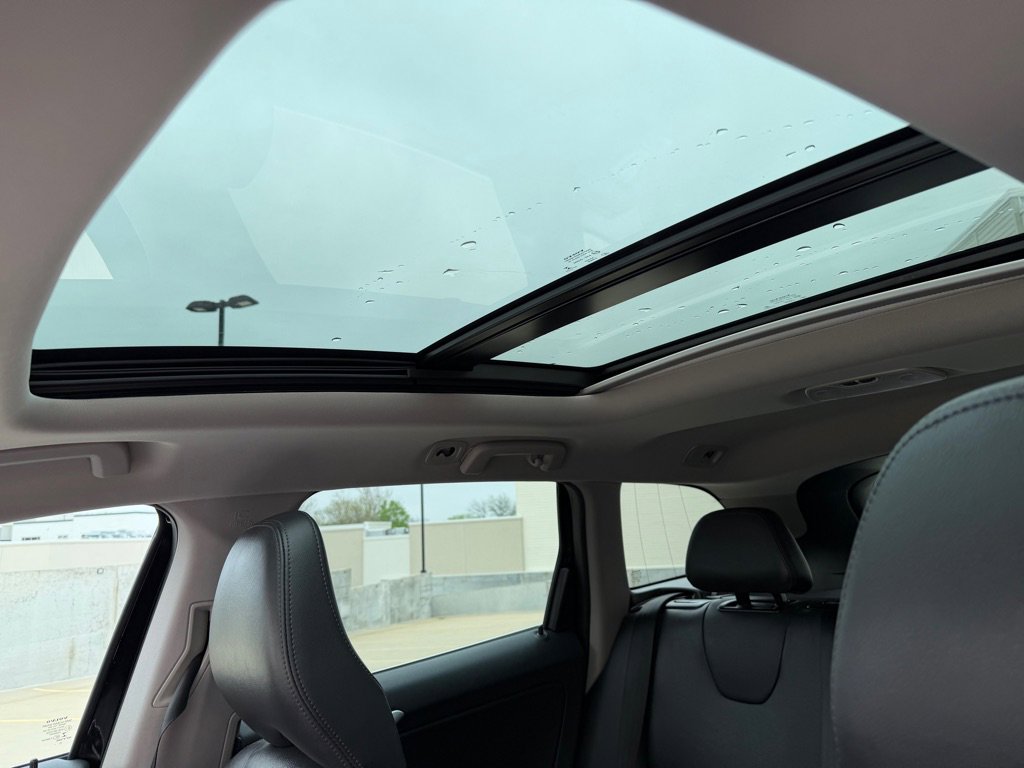 Used 2016 Volvo XC60 T5 Premier AWD/4WD image 13