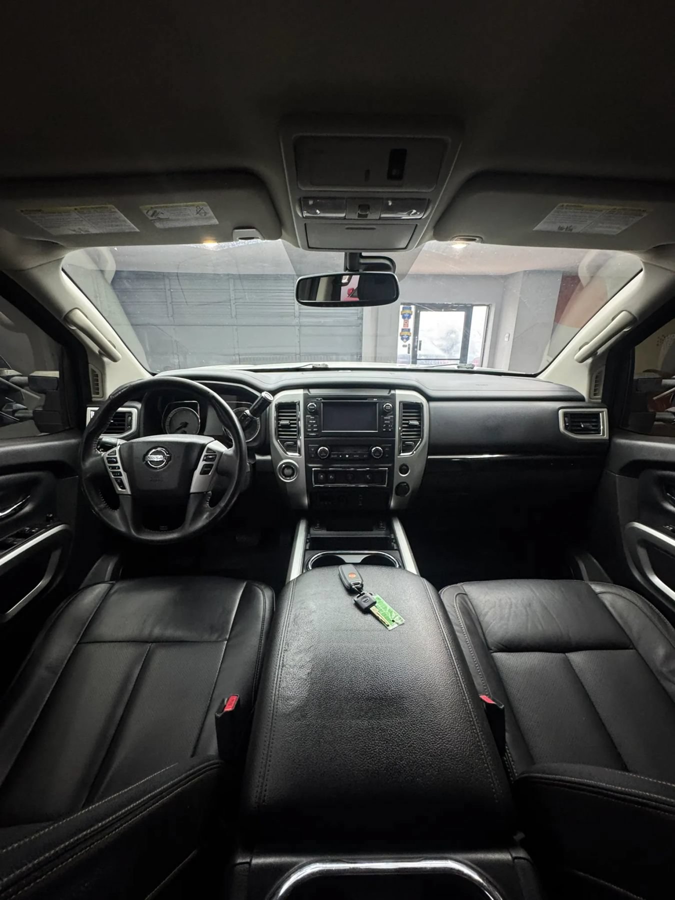 Used 2017 Nissan Titan SV RWD image 20